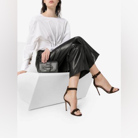 Gianvito Rossi
Gianvito Rossi Brown Zebra Print Suede
Portofino Sandals Size 38 - Picture 13 of 14